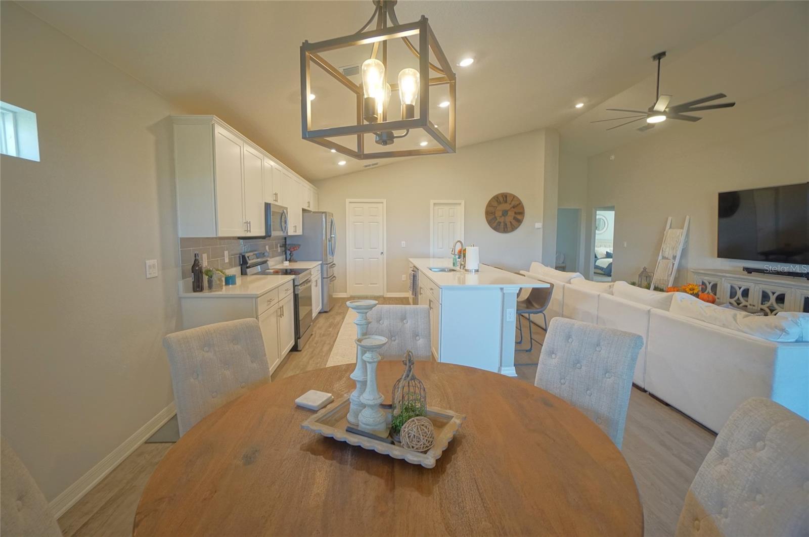 Image 16 of 20 For 11943 Stone Pine Street