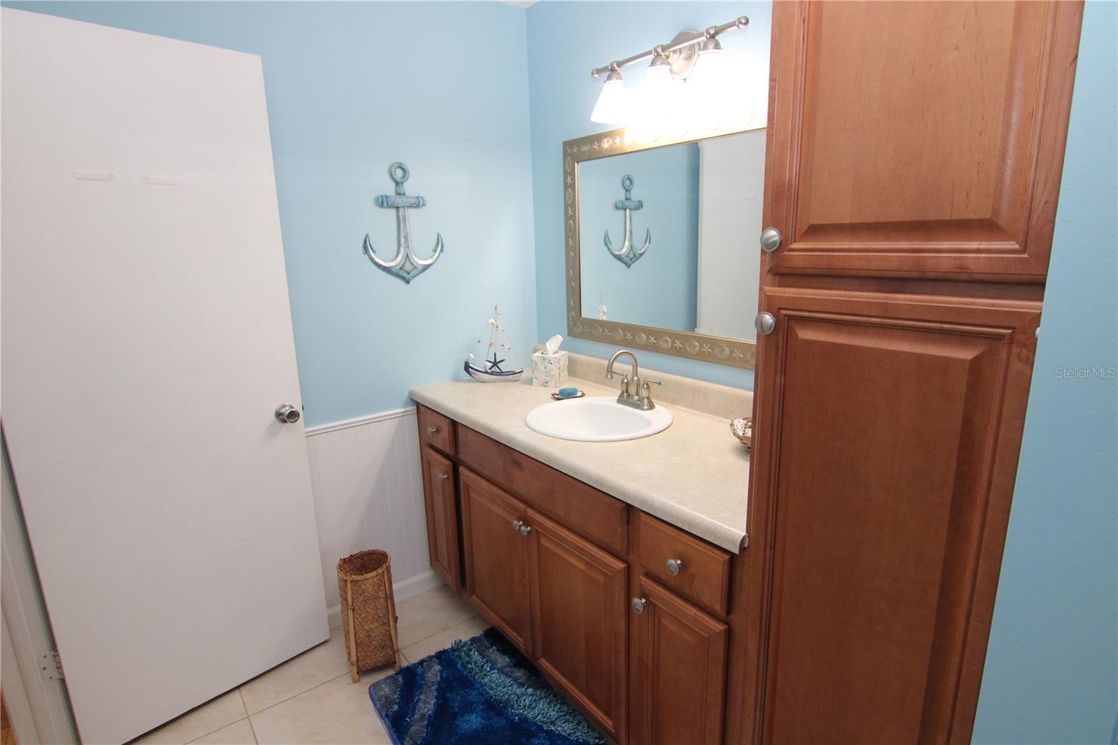 Image 19 of 27 For 1207 Lakehouse Court 1207