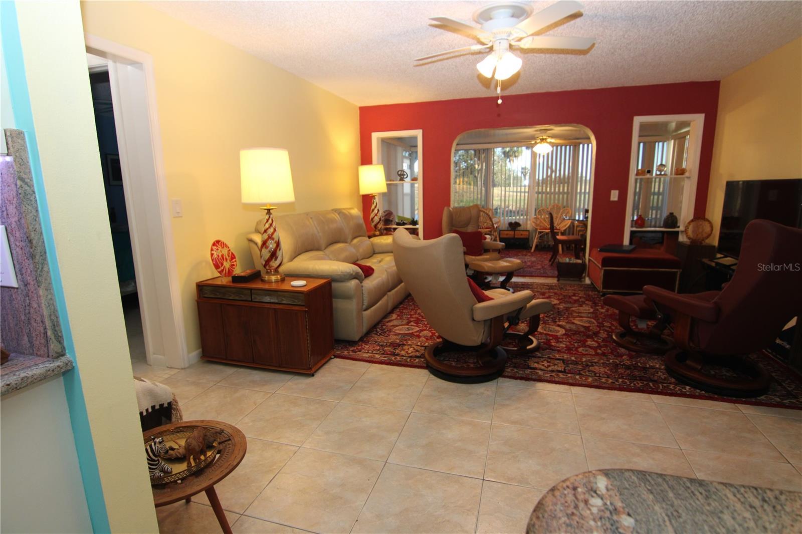 Image 6 of 27 For 1207 Lakehouse Court 1207