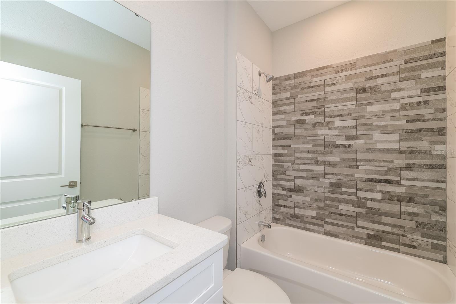 Image 6 of 14 For 29 Orchid Court