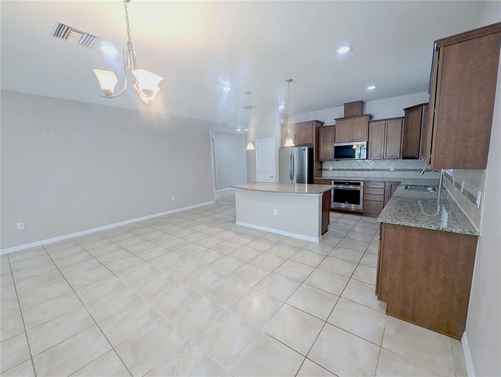 Image 10 of 36 For 18810 Birchwood Groves Drive