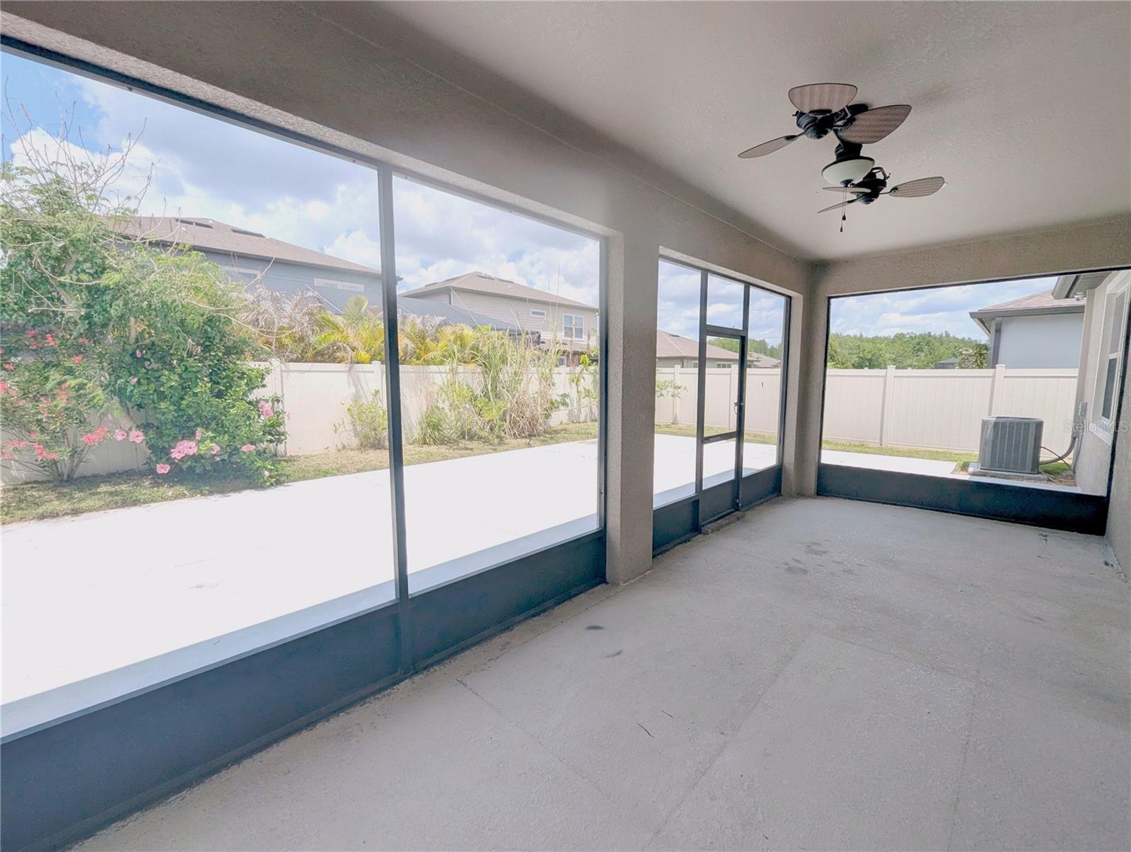 Image 23 of 36 For 18810 Birchwood Groves Drive