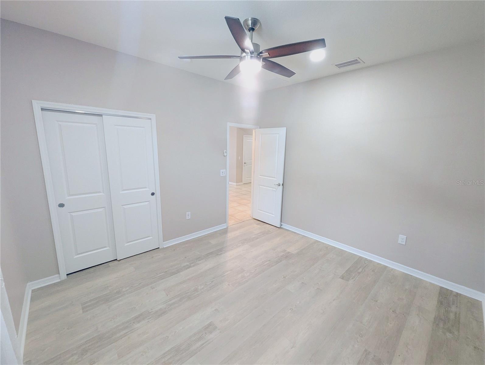 Image 27 of 36 For 18810 Birchwood Groves Drive