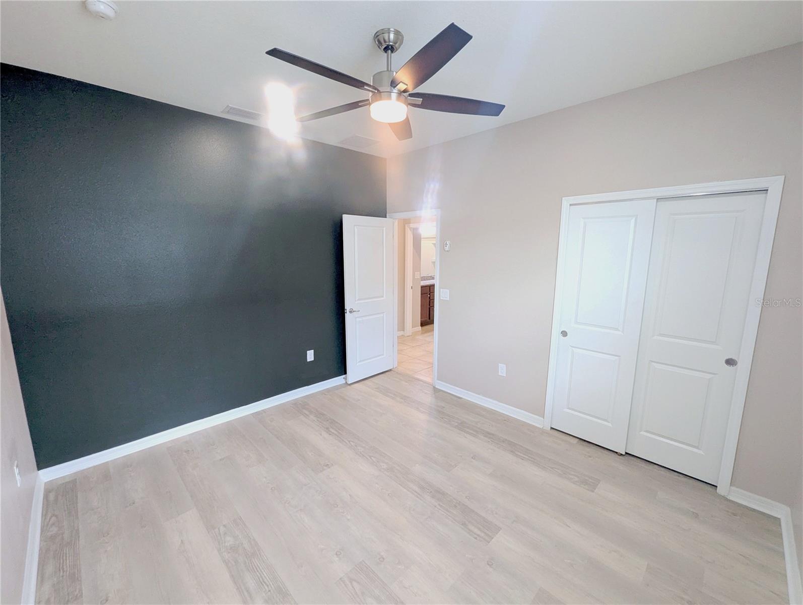Image 32 of 36 For 18810 Birchwood Groves Drive