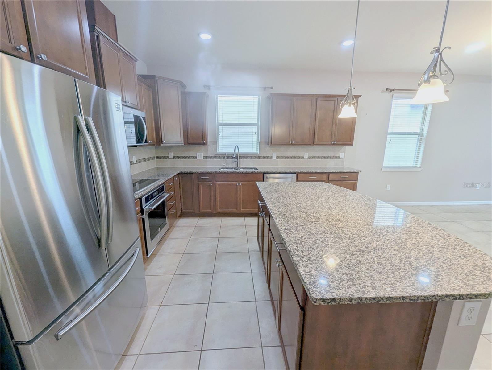 Image 4 of 36 For 18810 Birchwood Groves Drive