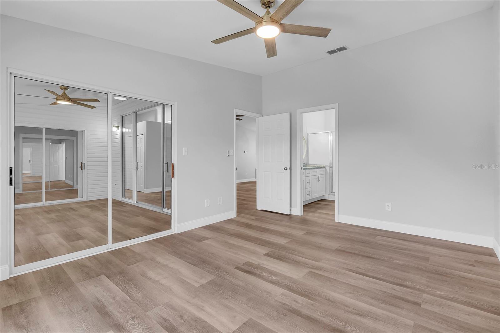 Image 12 of 39 For 25212 Clifford Hill