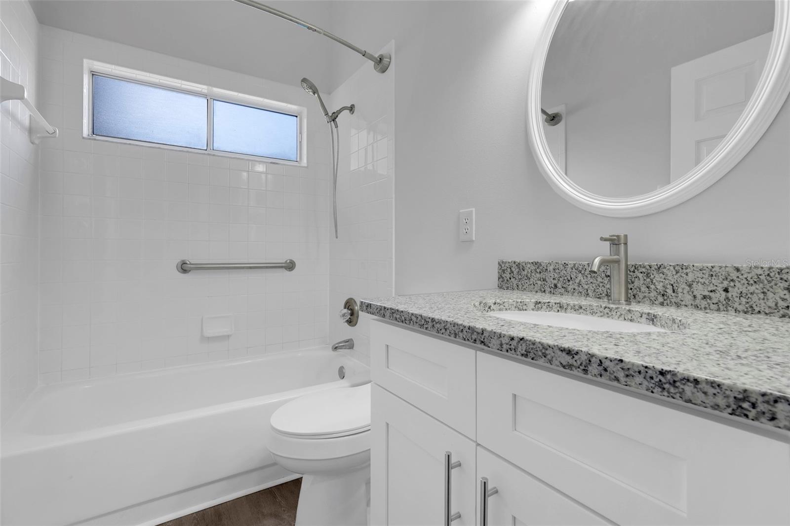 Image 18 of 39 For 25212 Clifford Hill