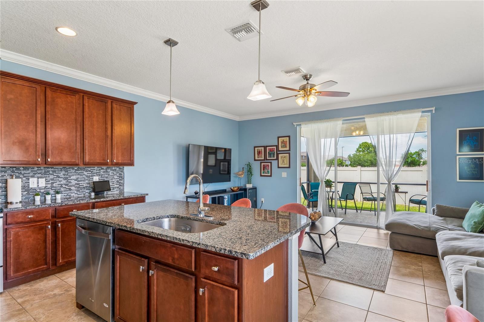 Image 10 of 52 For 4043 69th Terrace N