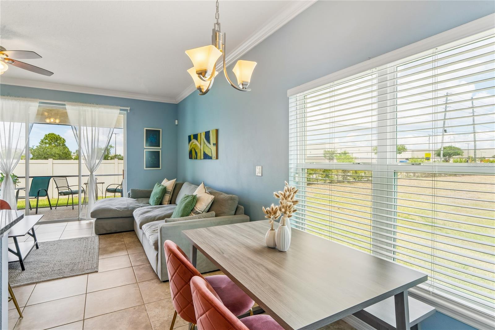 Image 19 of 52 For 4043 69th Terrace N