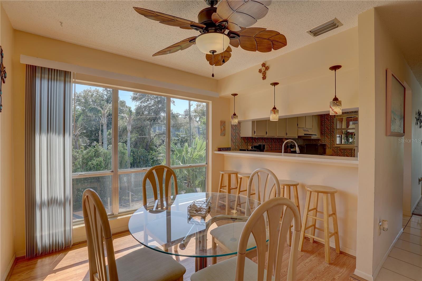 Image 14 of 40 For 428 Windrush Bay Drive 428