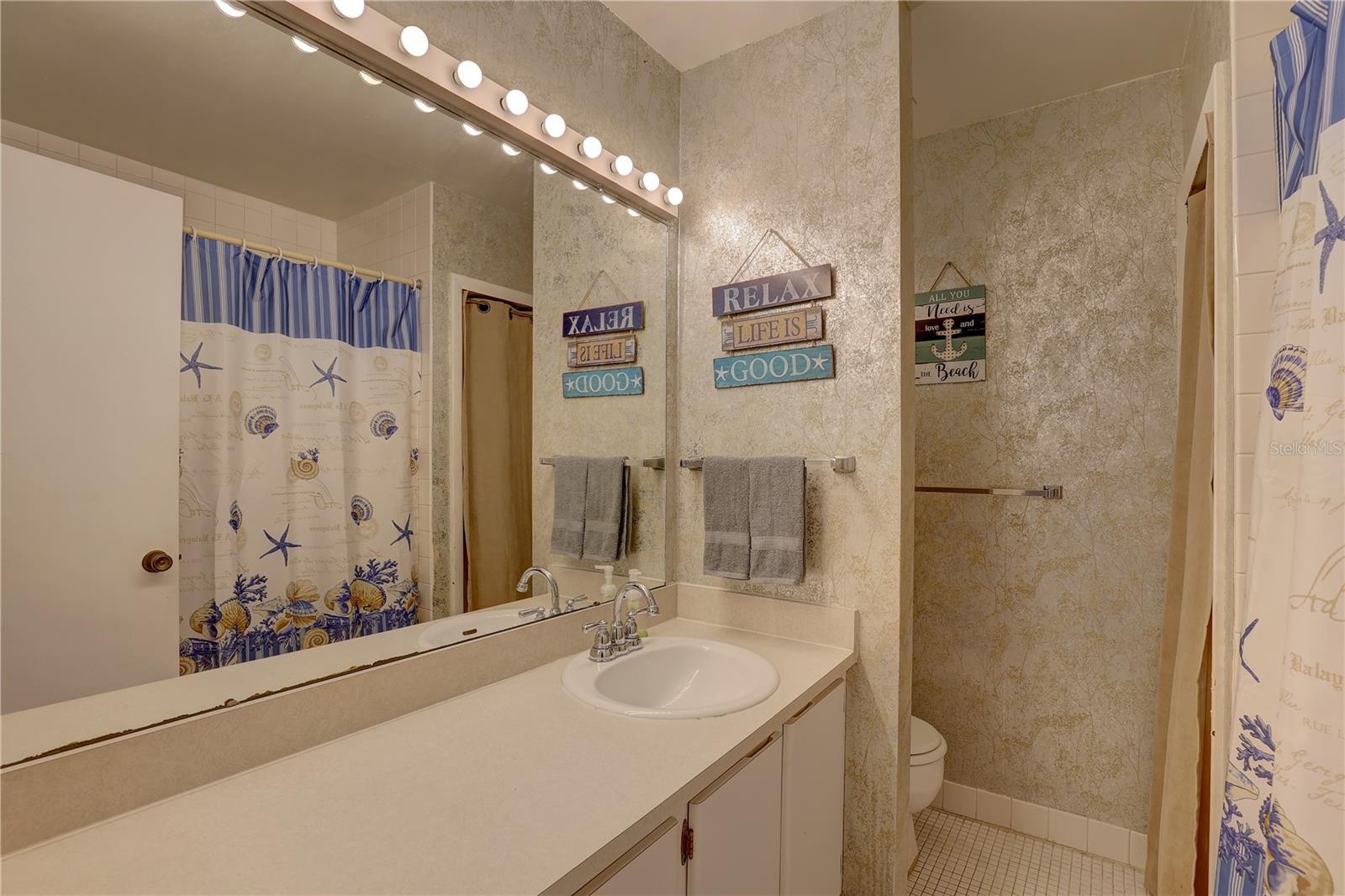 Image 31 of 40 For 428 Windrush Bay Drive 428