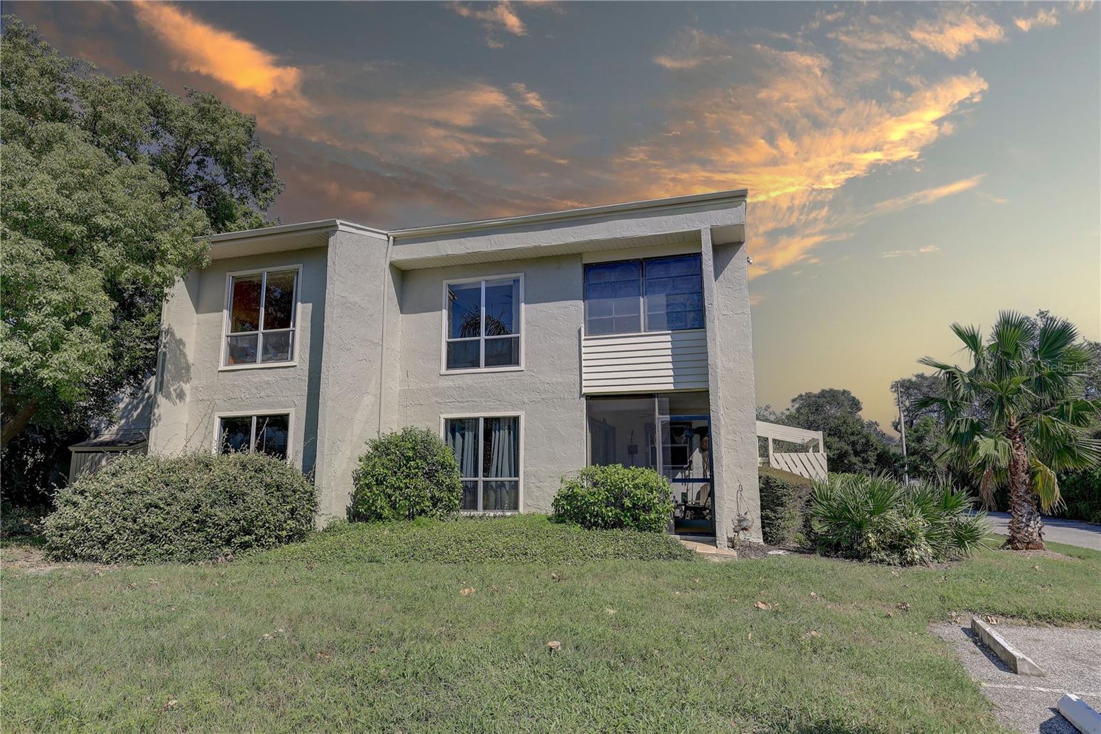 Image 33 of 40 For 428 Windrush Bay Drive 428