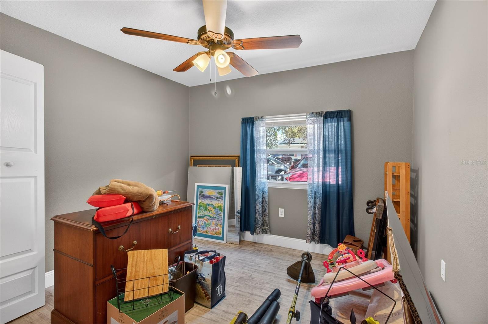 Image 11 of 38 For 7772 90th Way