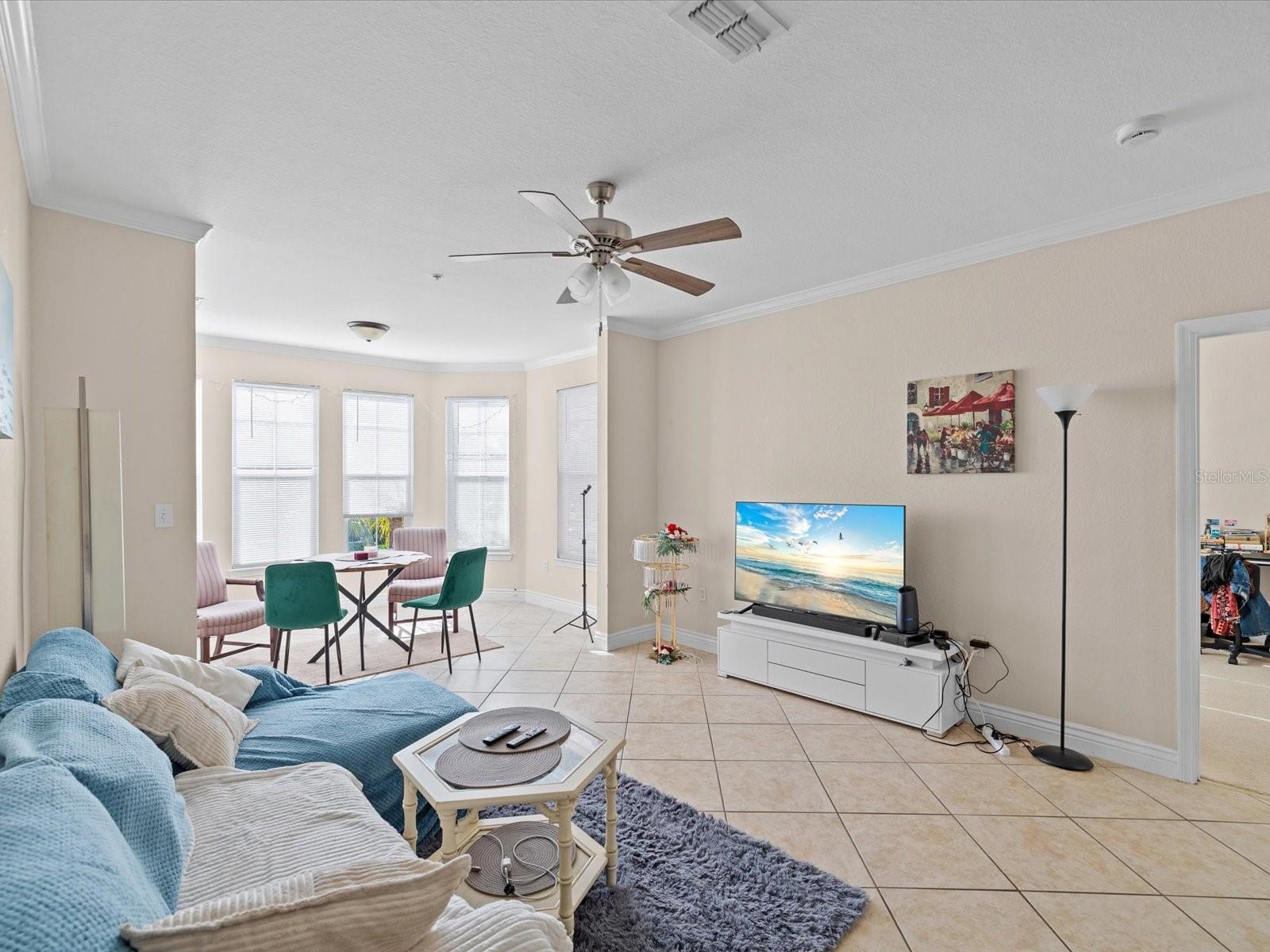 Listing photo id 8 for 2705 Via Murano  123