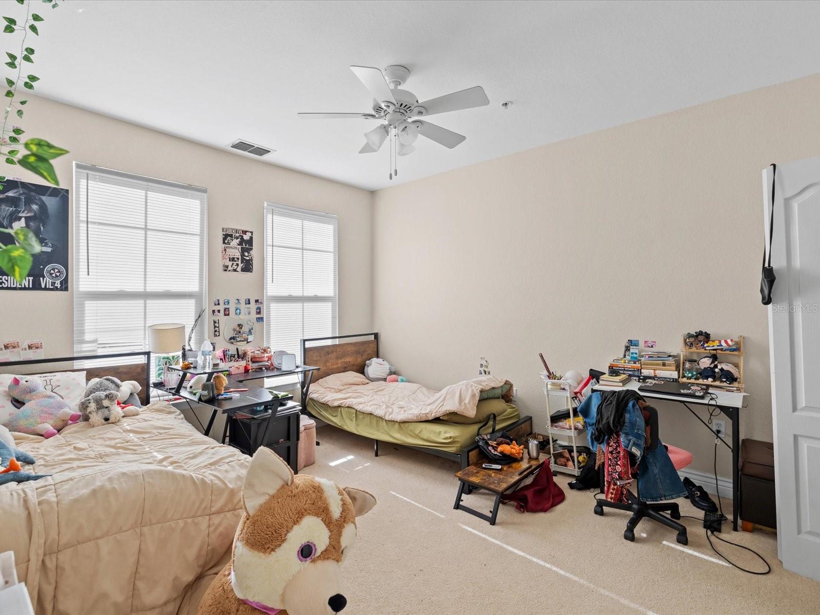 Listing photo id 11 for 2705 Via Murano  123