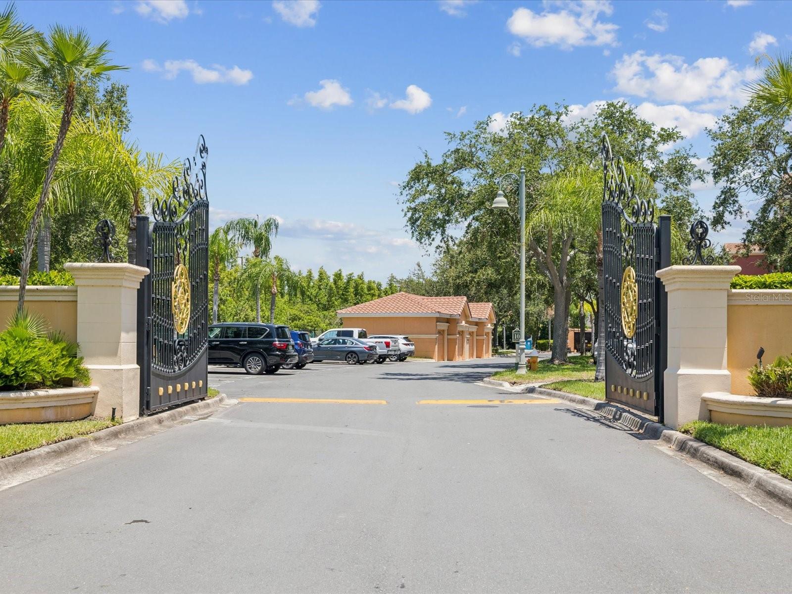 Listing photo id 22 for 2705 Via Murano  123