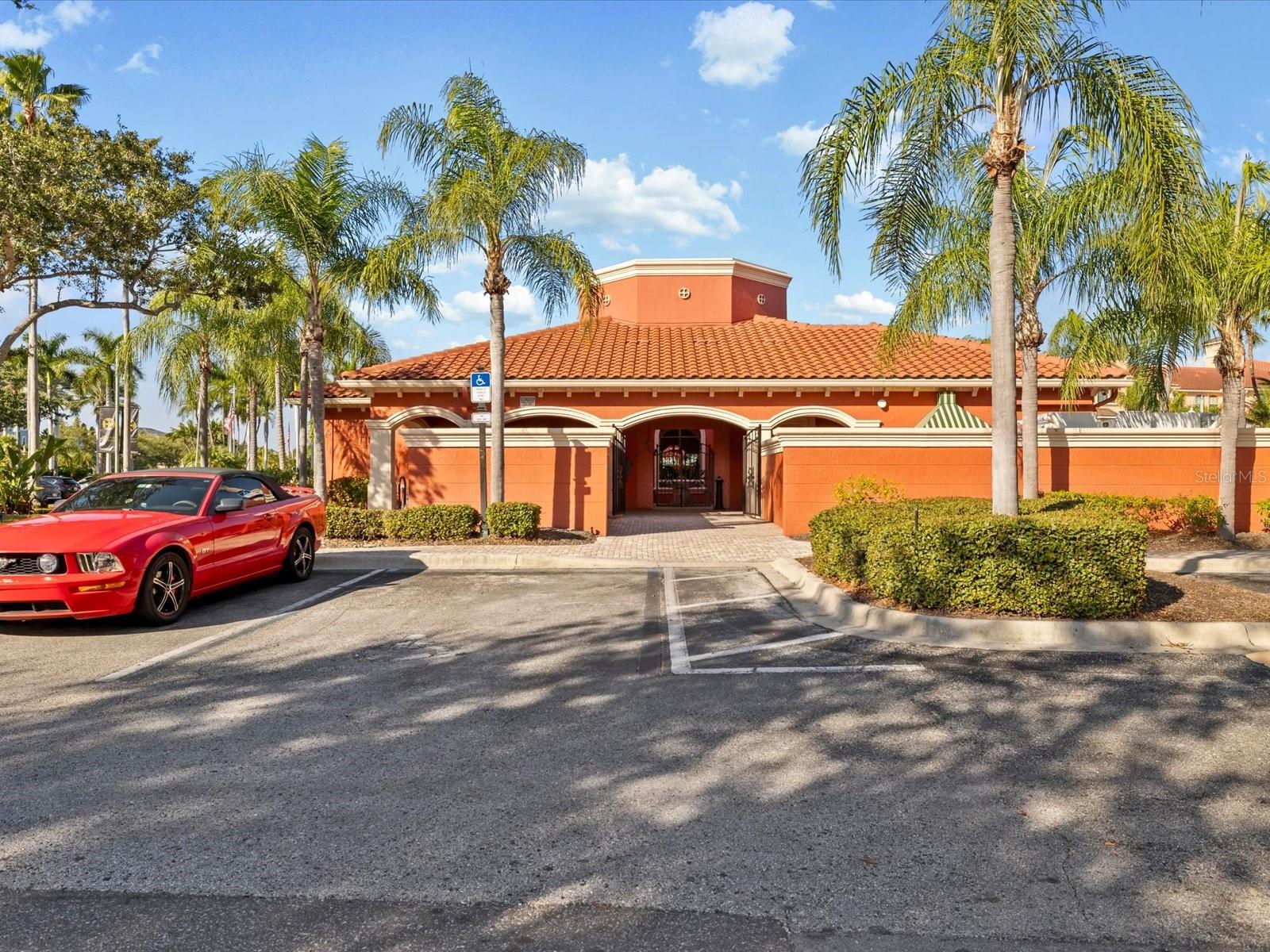 Listing photo id 25 for 2705 Via Murano  123