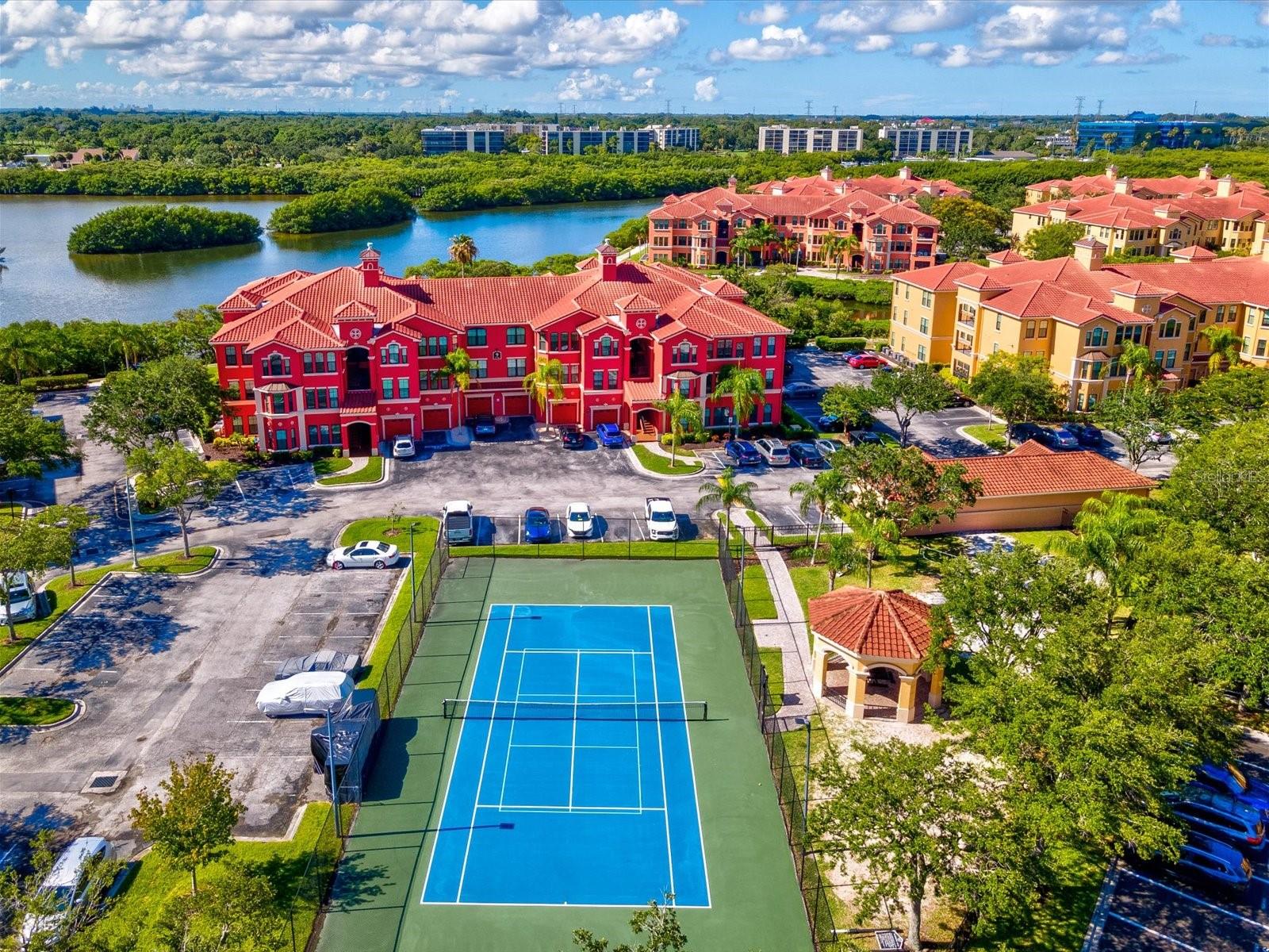Listing photo id 34 for 2705 Via Murano  123