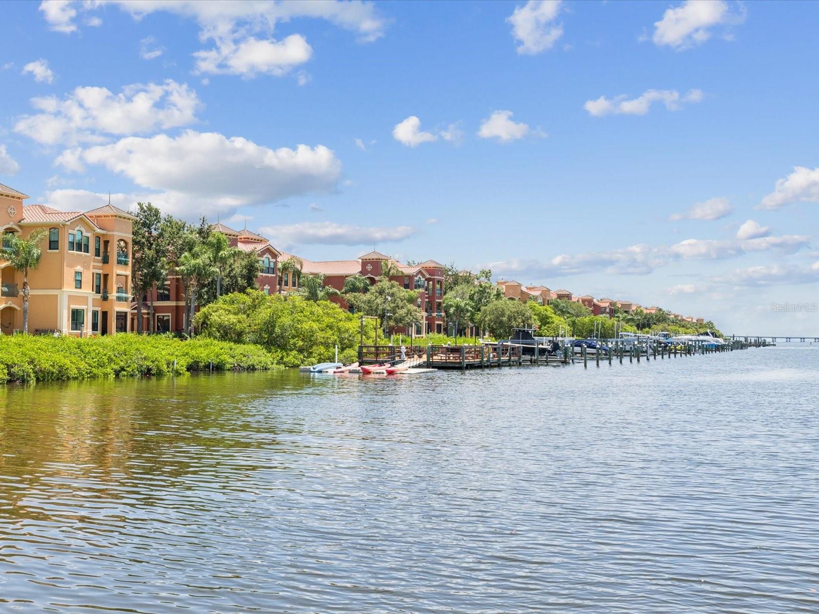 Listing photo id 39 for 2705 Via Murano  123