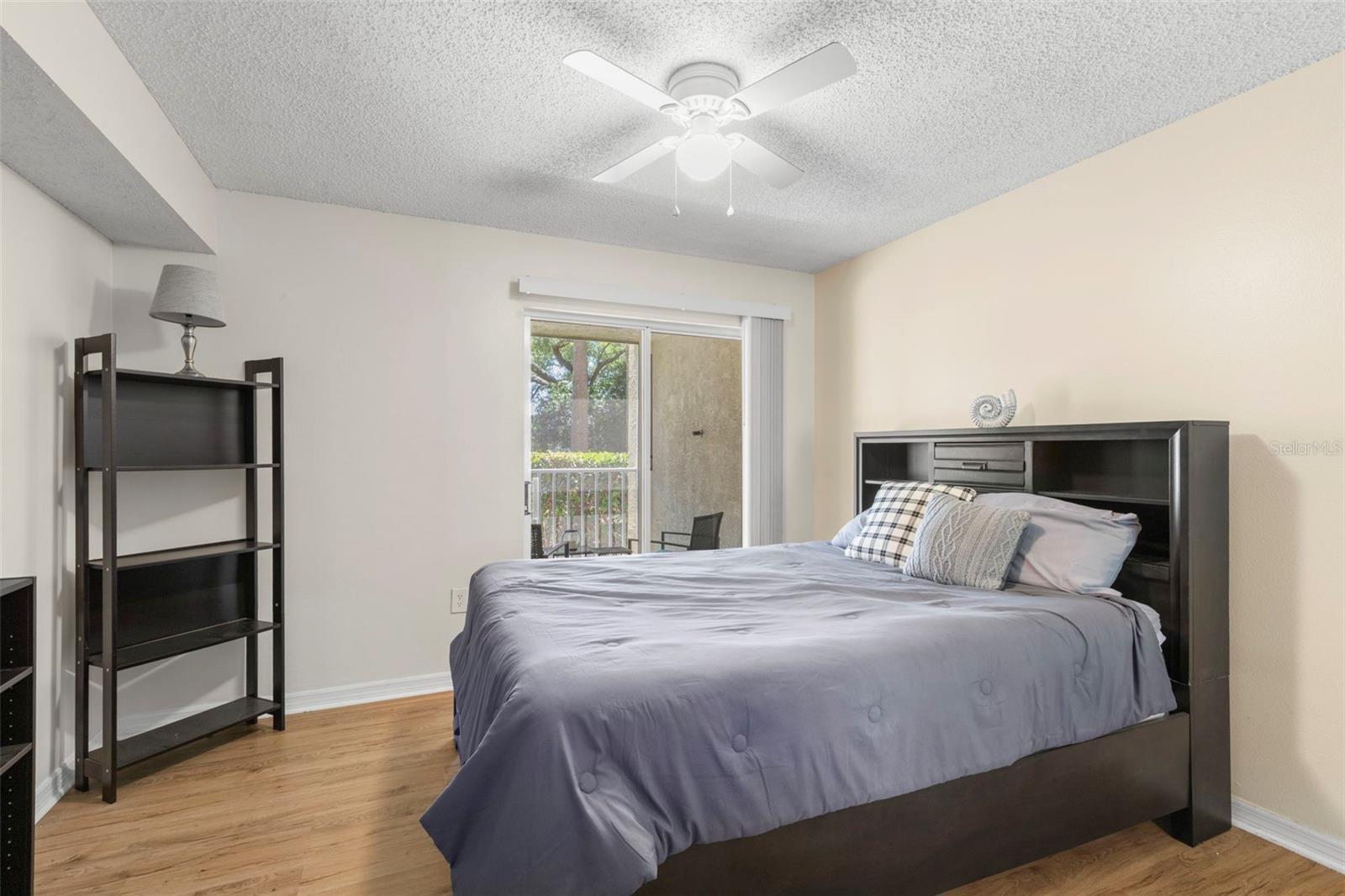 Image 14 of 43 For 2690 Coral Landings Boulevard 112
