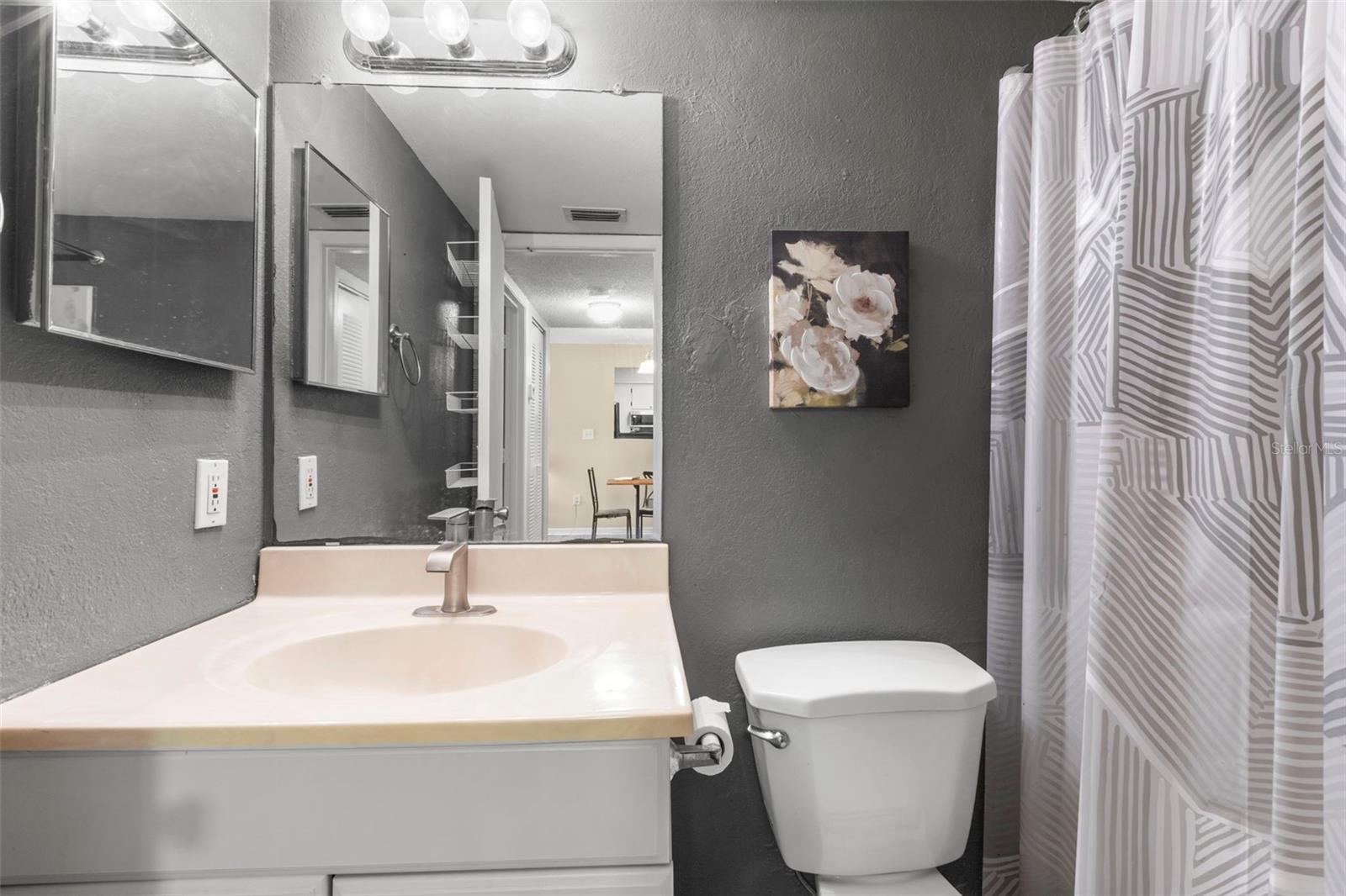 Image 15 of 43 For 2690 Coral Landings Boulevard 112