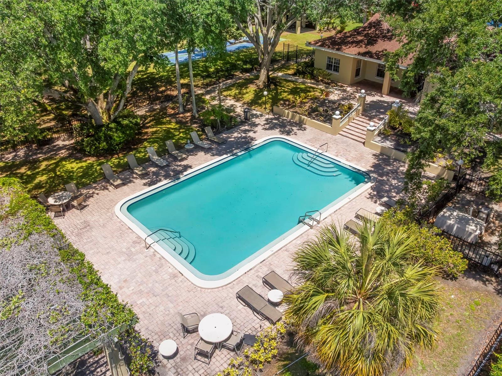 Image 4 of 43 For 2690 Coral Landings Boulevard 112