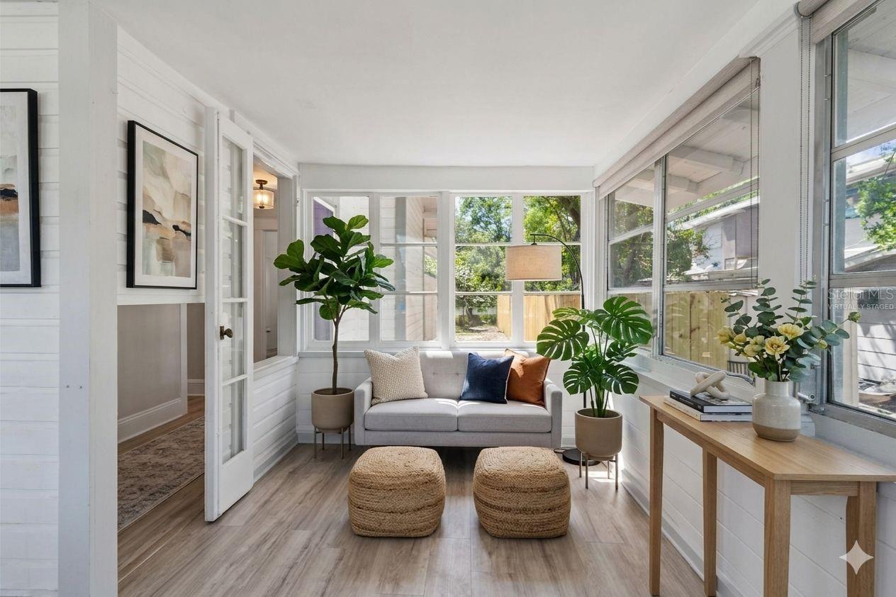 Image 32 of 37 For 1002 23rd Street W