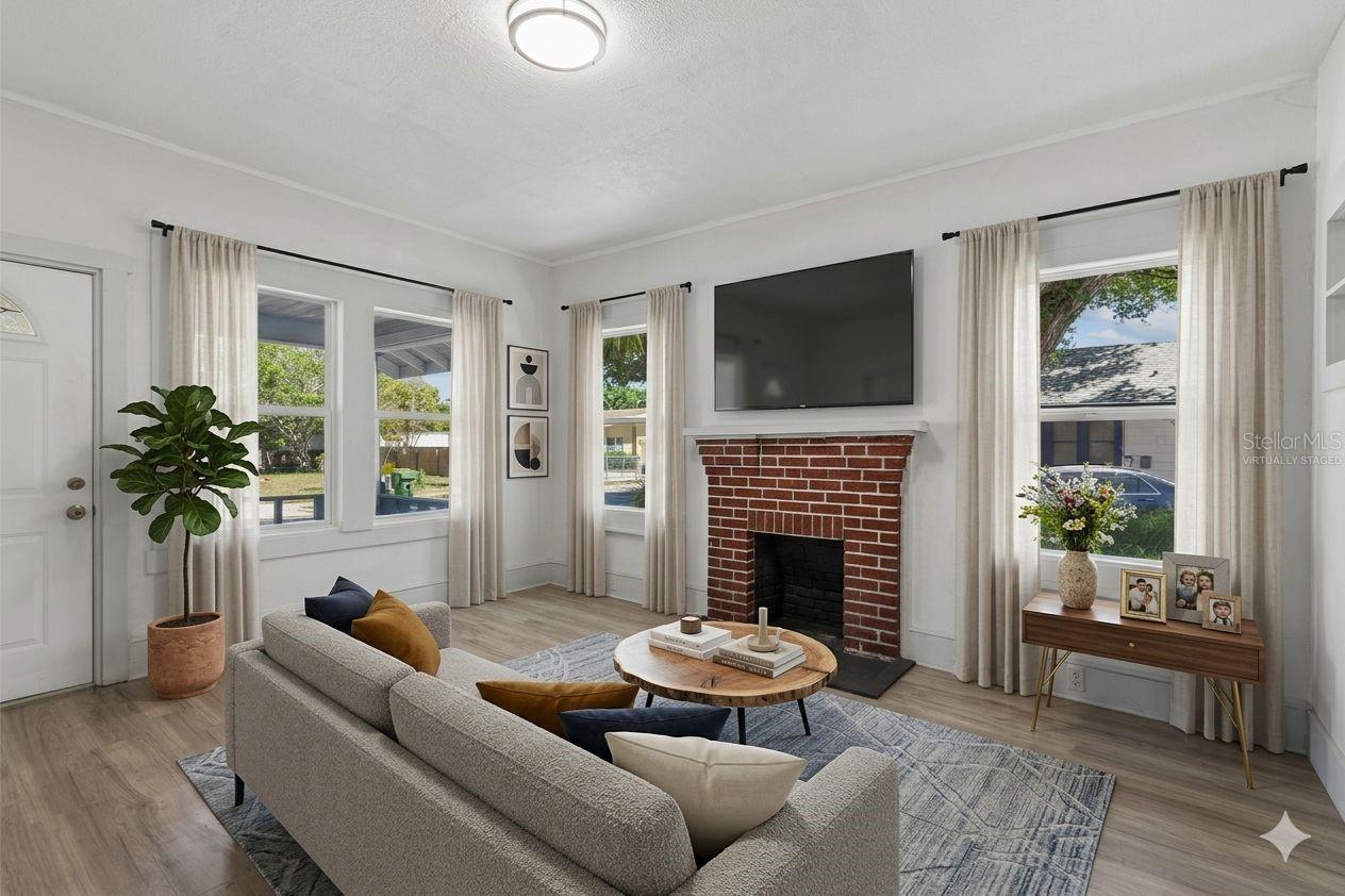 Image 5 of 37 For 1002 23rd Street W