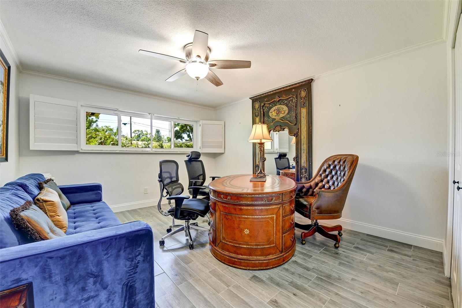 Listing photo id 39 for 1875 Belleair Road
