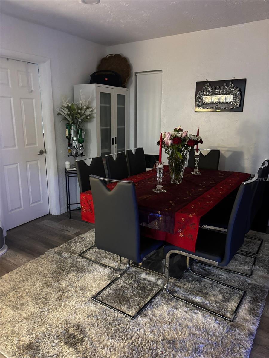 Image 11 of 34 For 4127 28th Avenue N