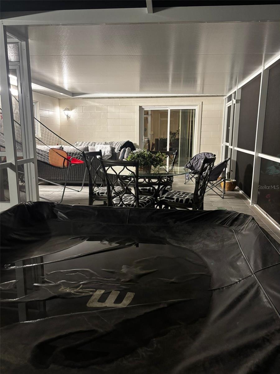 Image 12 of 34 For 4127 28th Avenue N