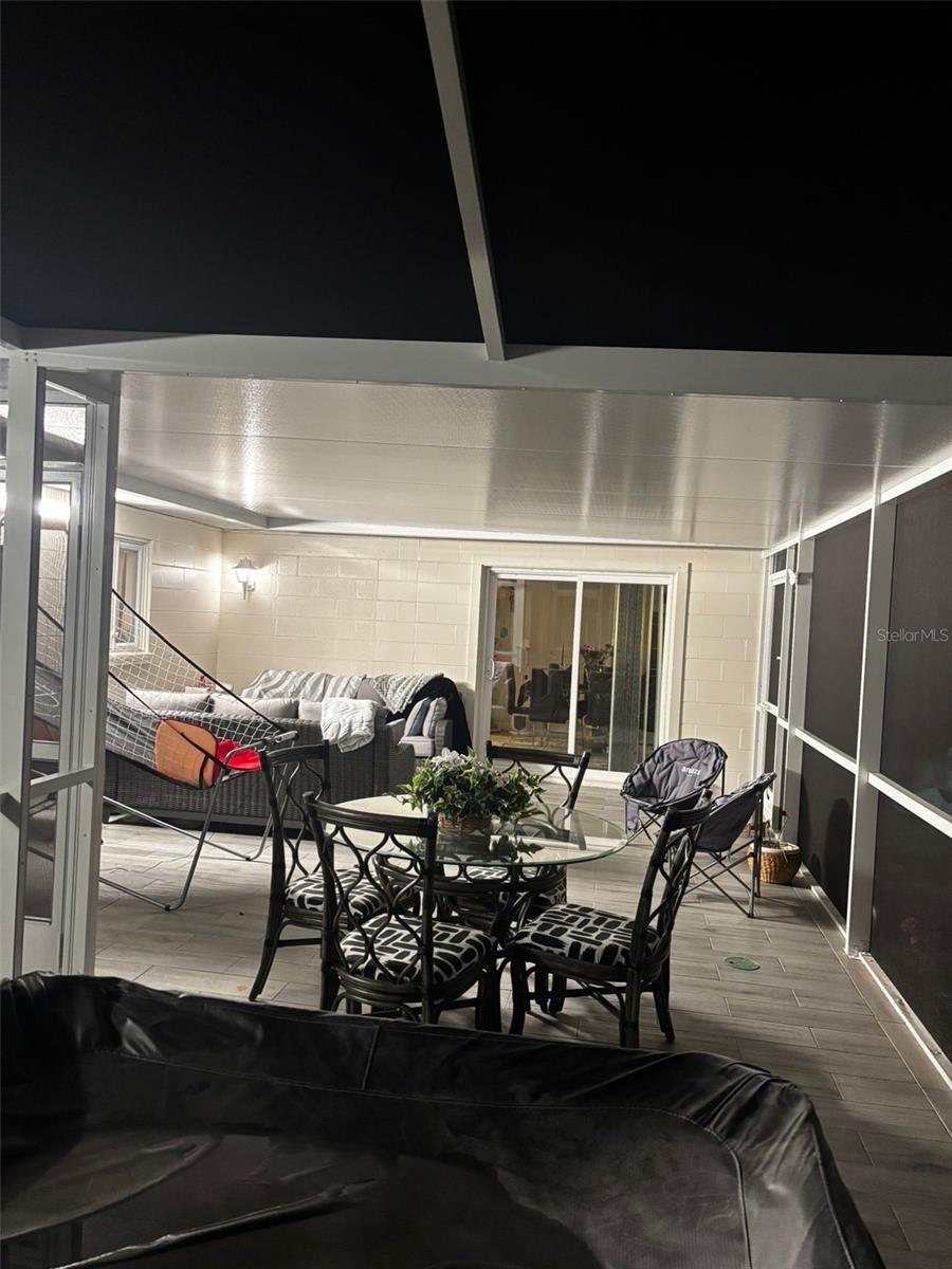 Image 15 of 34 For 4127 28th Avenue N