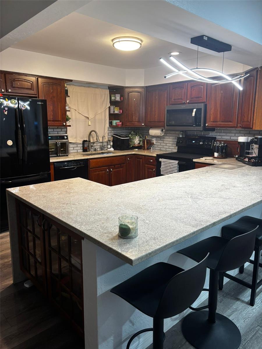 Image 23 of 34 For 4127 28th Avenue N