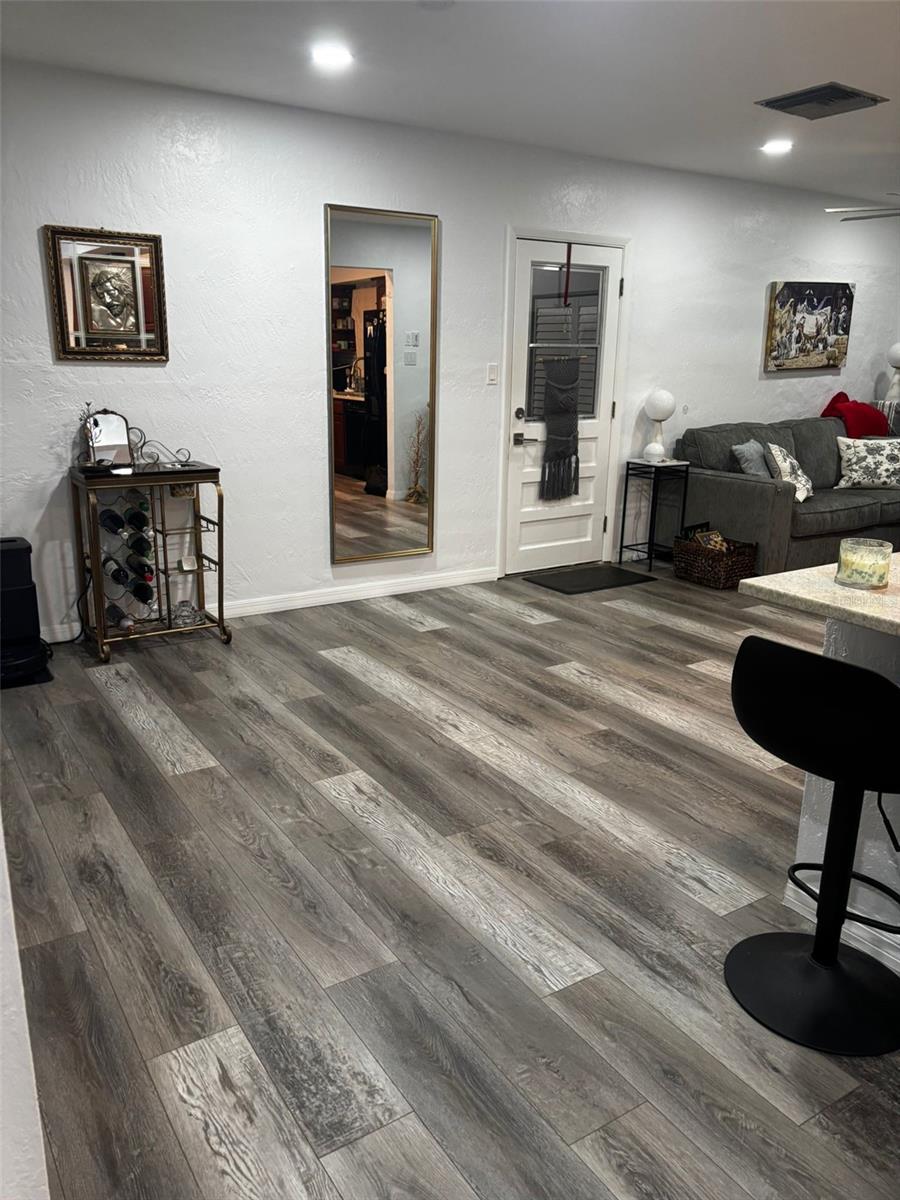 Image 24 of 34 For 4127 28th Avenue N