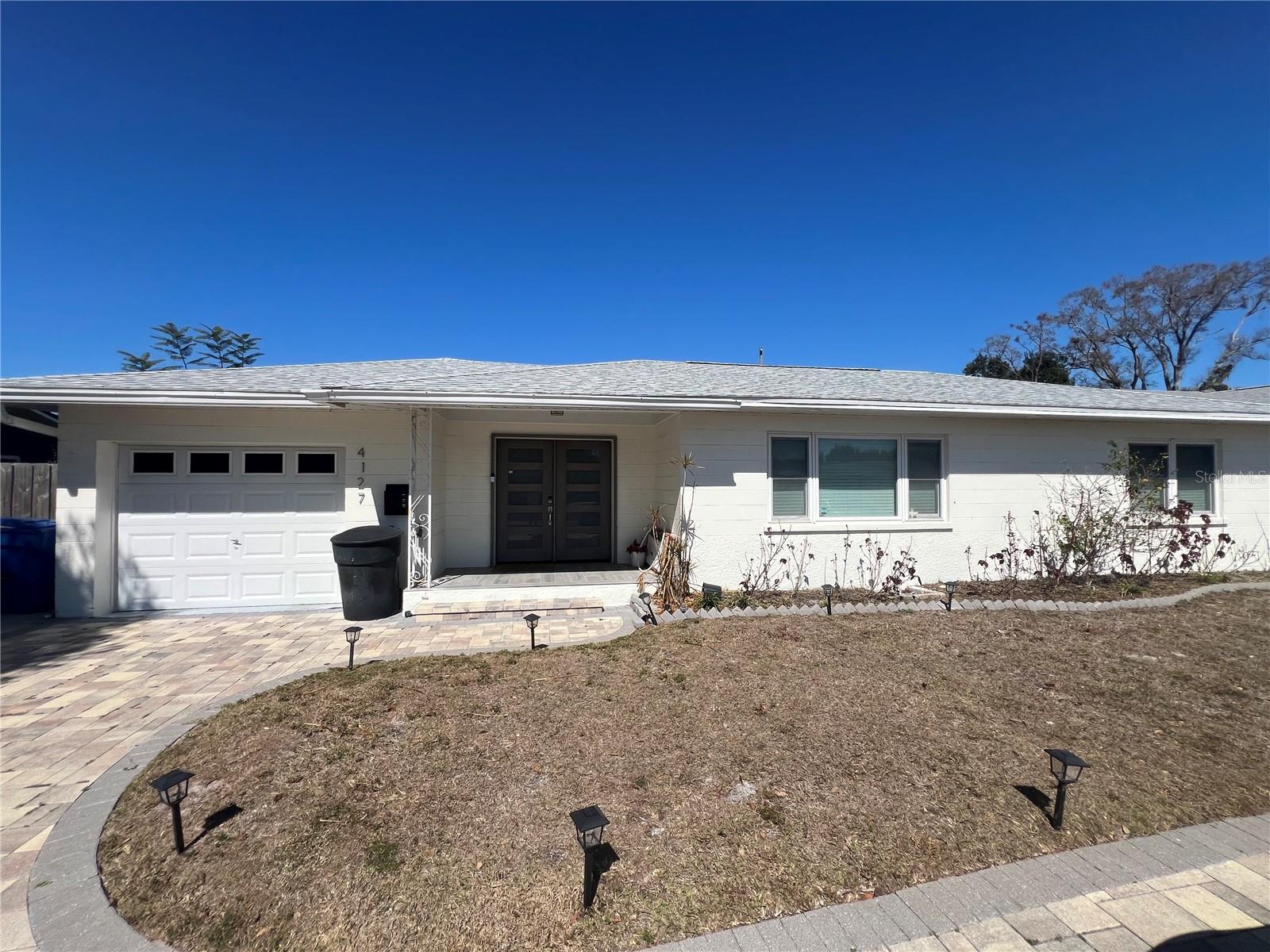 Image 4 of 34 For 4127 28th Avenue N