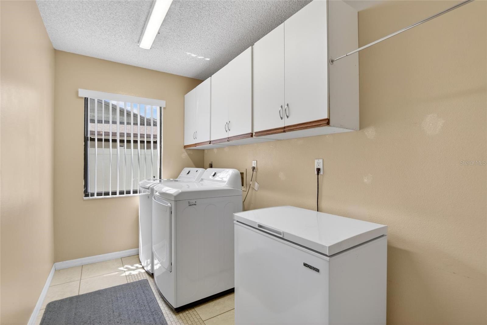 Image 22 of 31 For 3734 Opal Drive