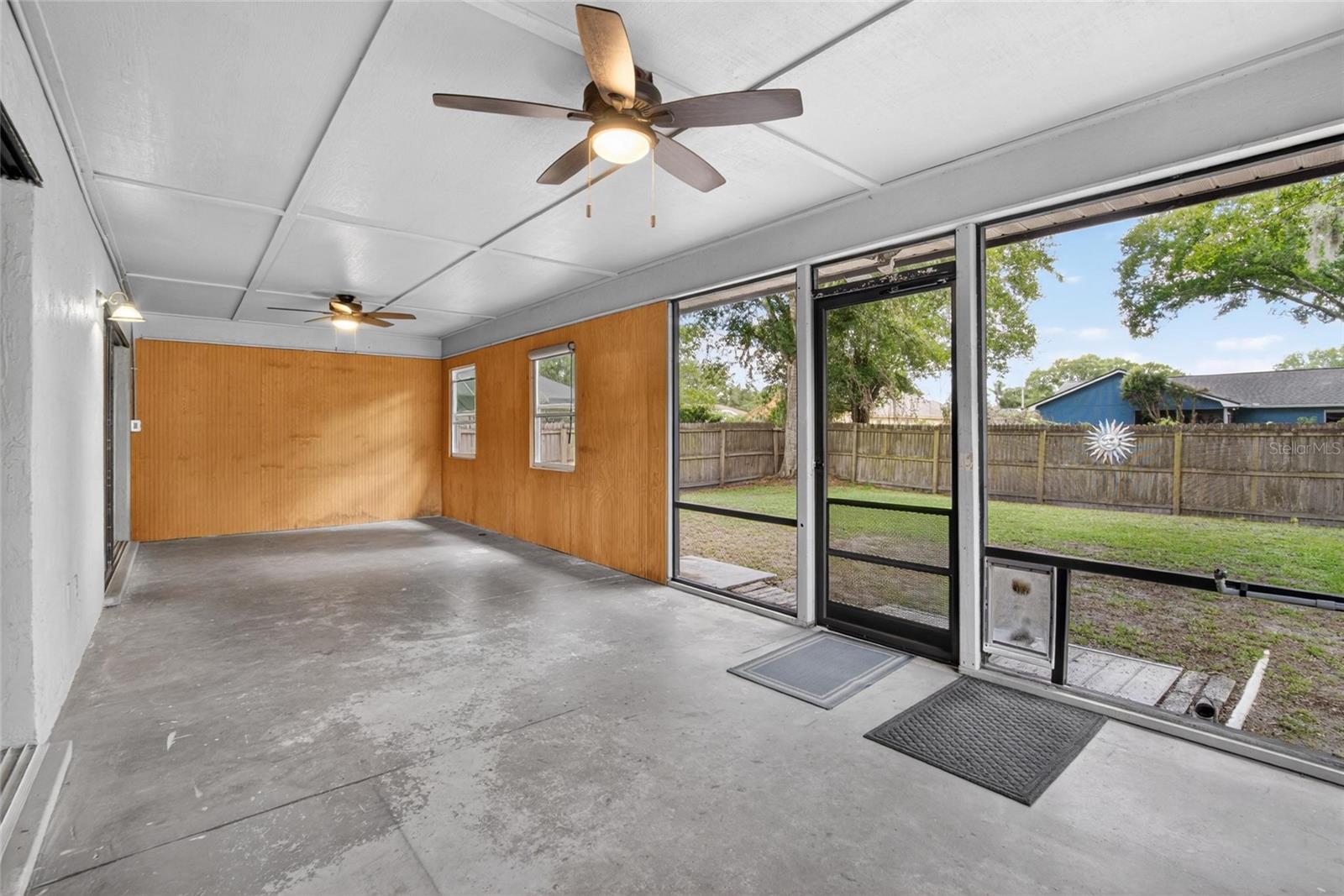 Image 23 of 31 For 3734 Opal Drive
