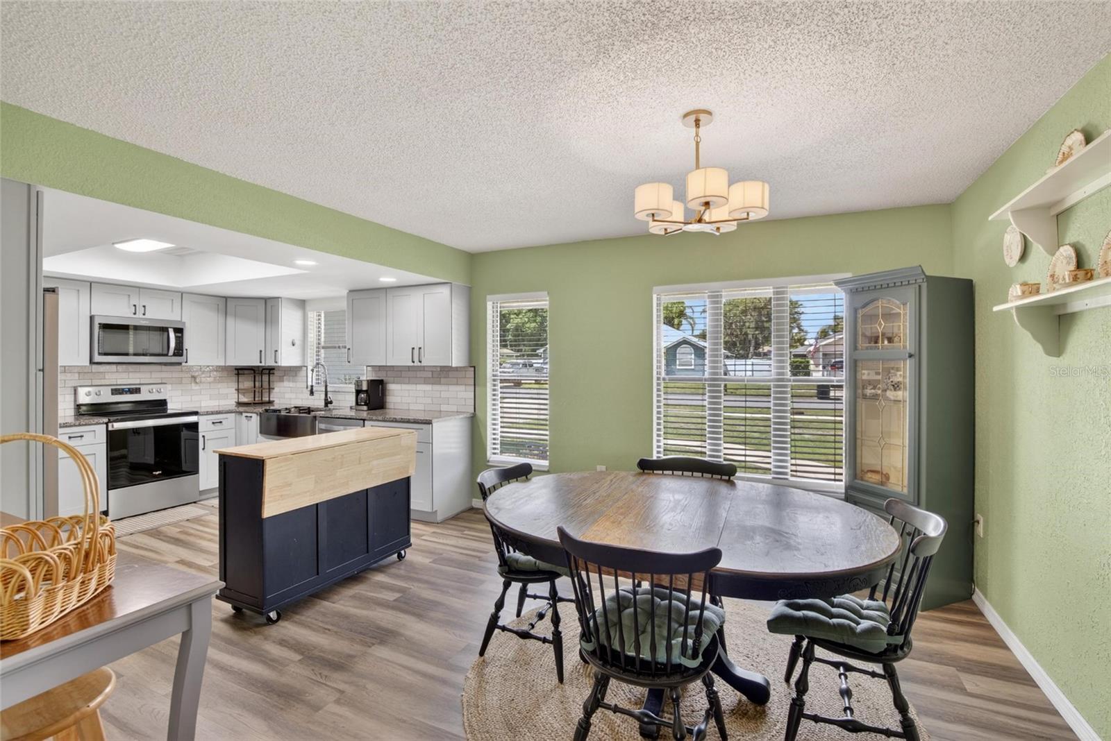 Image 6 of 31 For 3734 Opal Drive