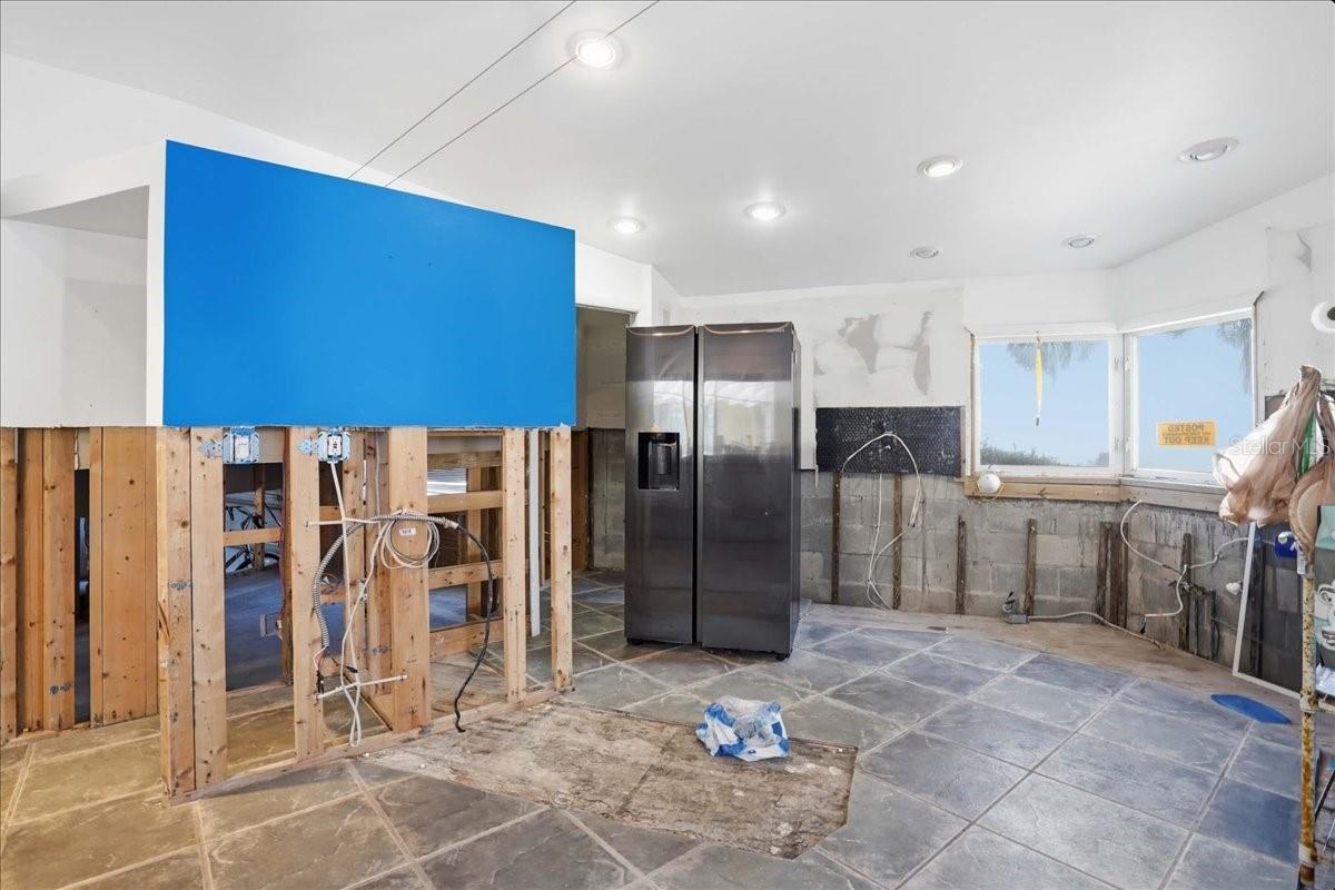 Image 25 of 55 For 16007 Gulf Boulevard