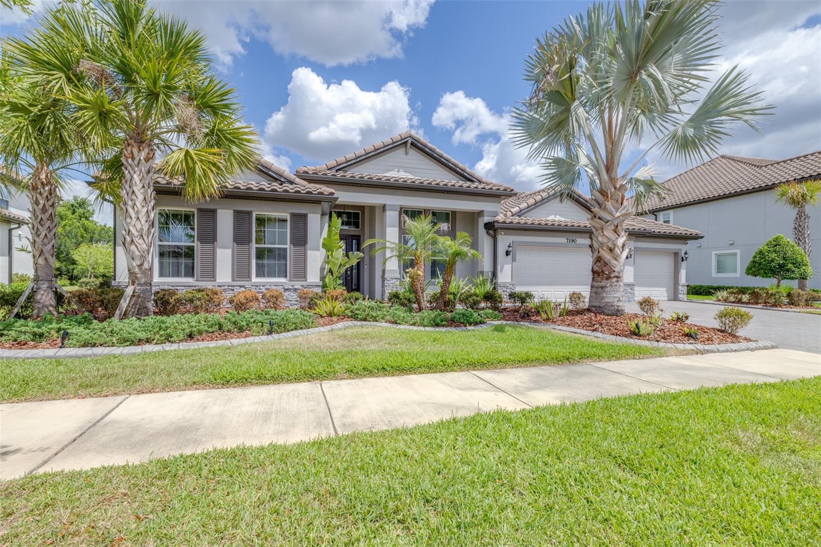Details for 7190 Graybrook Drive, WESLEY CHAPEL, FL 33545