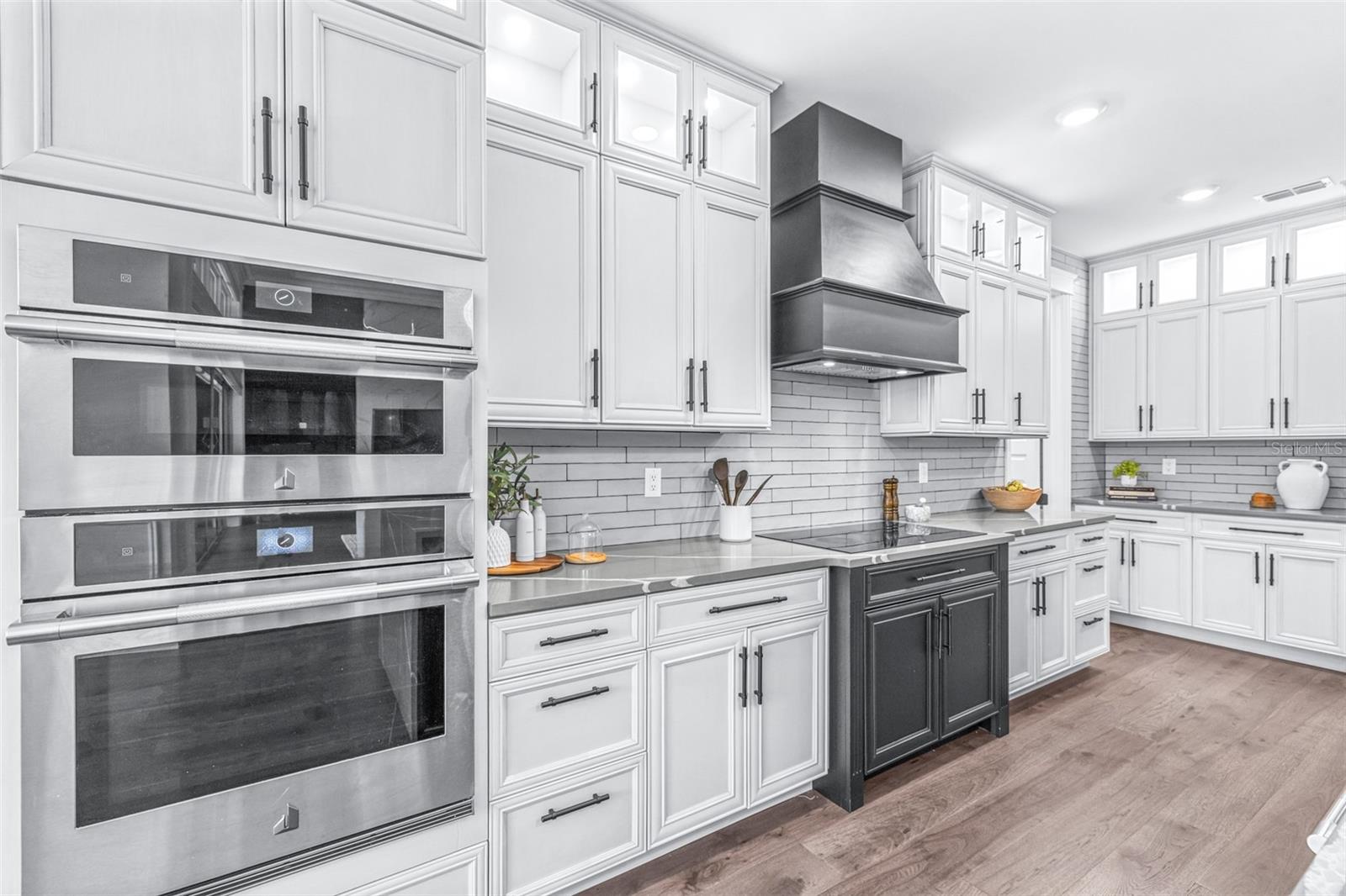 Image 28 of 96 For 7190 Graybrook Drive