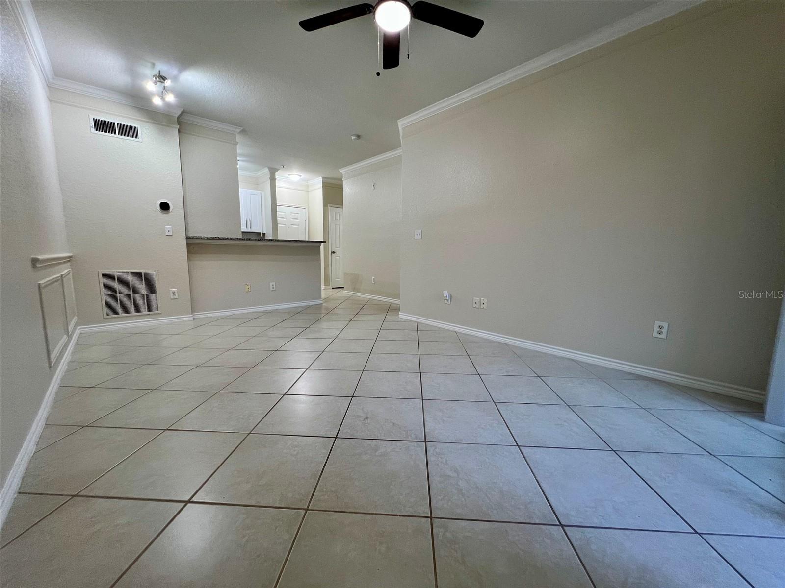 Image 10 of 32 For 4323 Bayside Village Drive 202