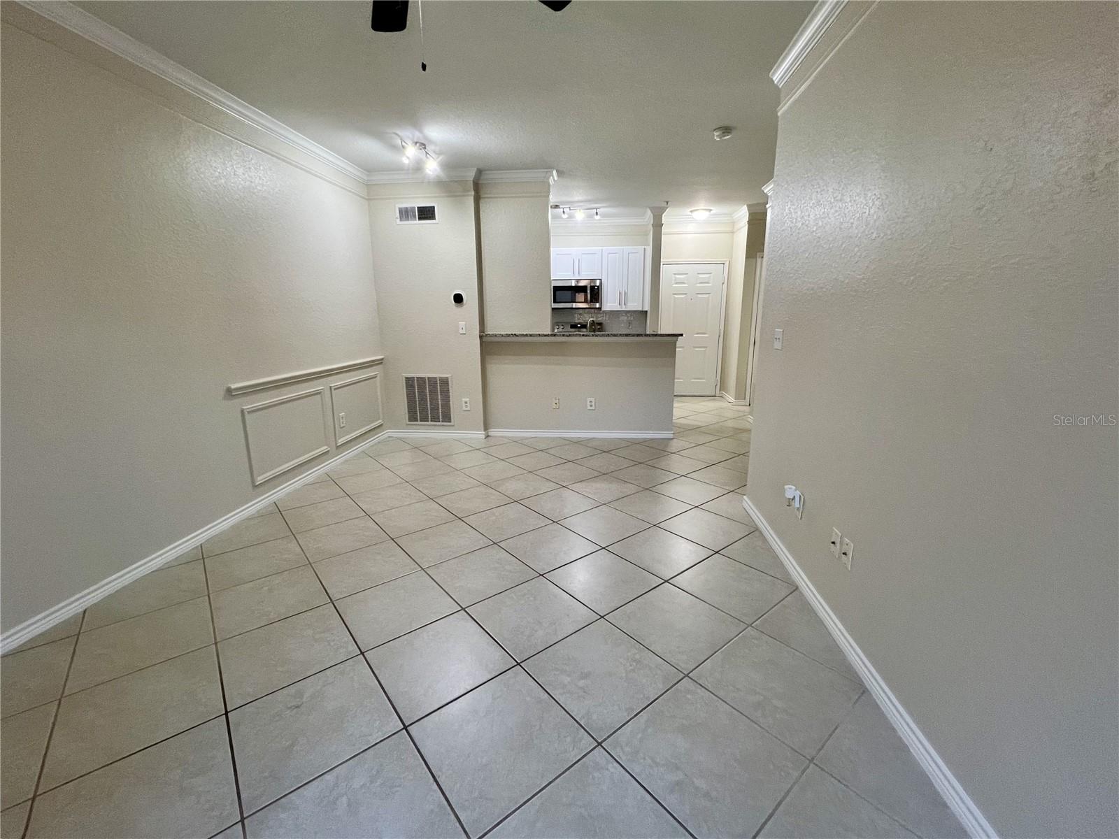 Image 11 of 32 For 4323 Bayside Village Drive 202