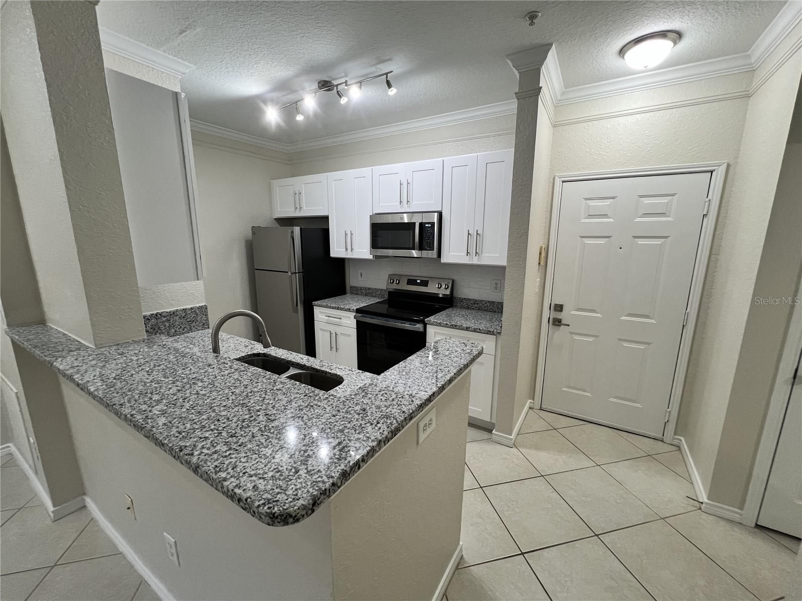 Image 8 of 32 For 4323 Bayside Village Drive 202