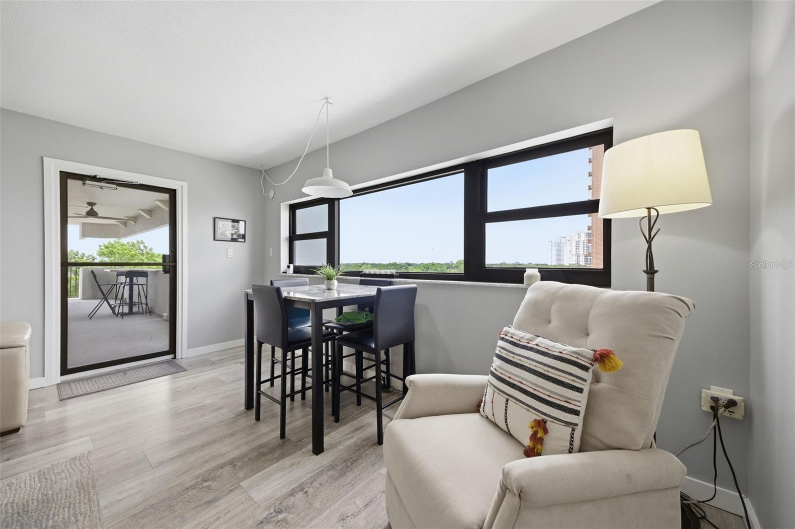 Image 13 of 32 For 4141 Bayshore Boulevard 606