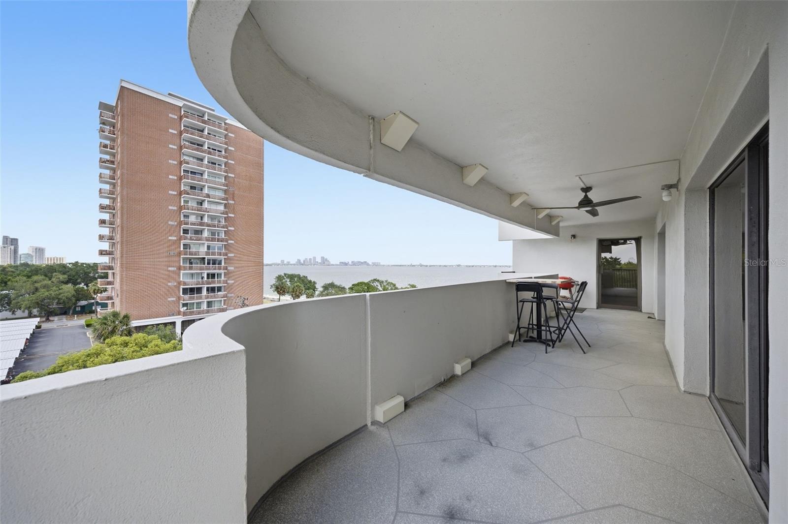 Image 24 of 32 For 4141 Bayshore Boulevard 606