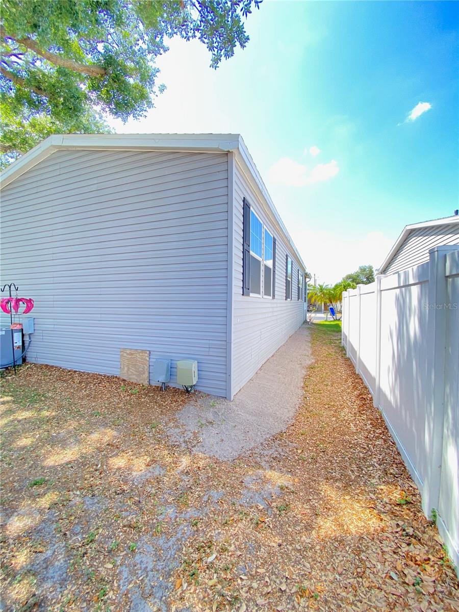 Image 40 of 65 For 8330 Fantasia Park Way