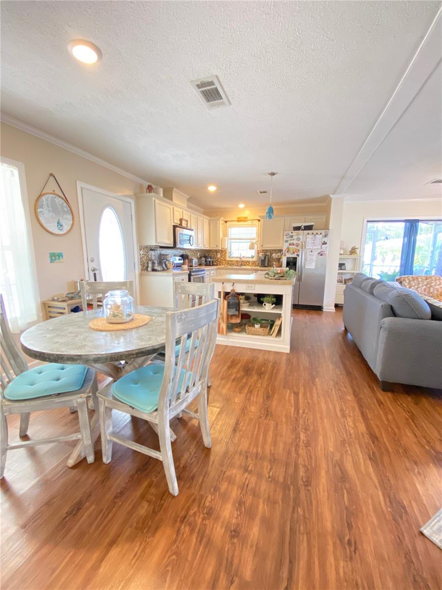 Image 9 of 65 For 8330 Fantasia Park Way