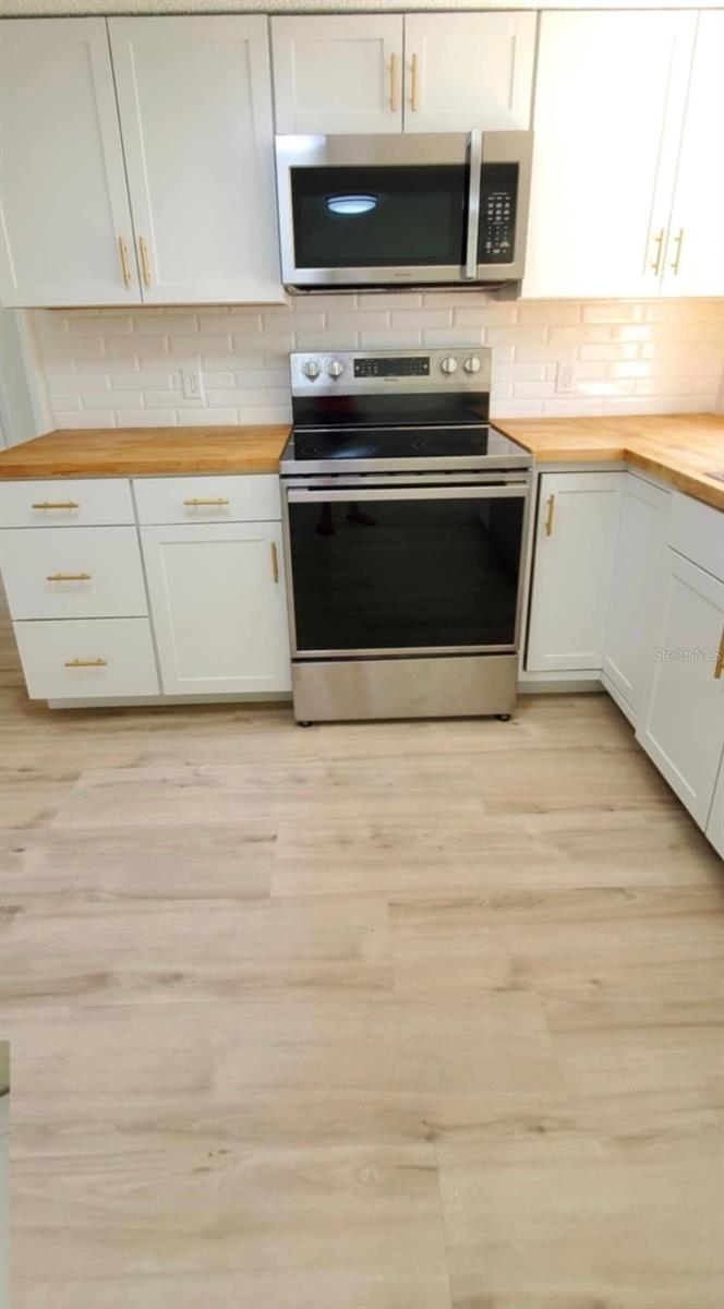 Image 15 of 53 For 6214 Westport Drive