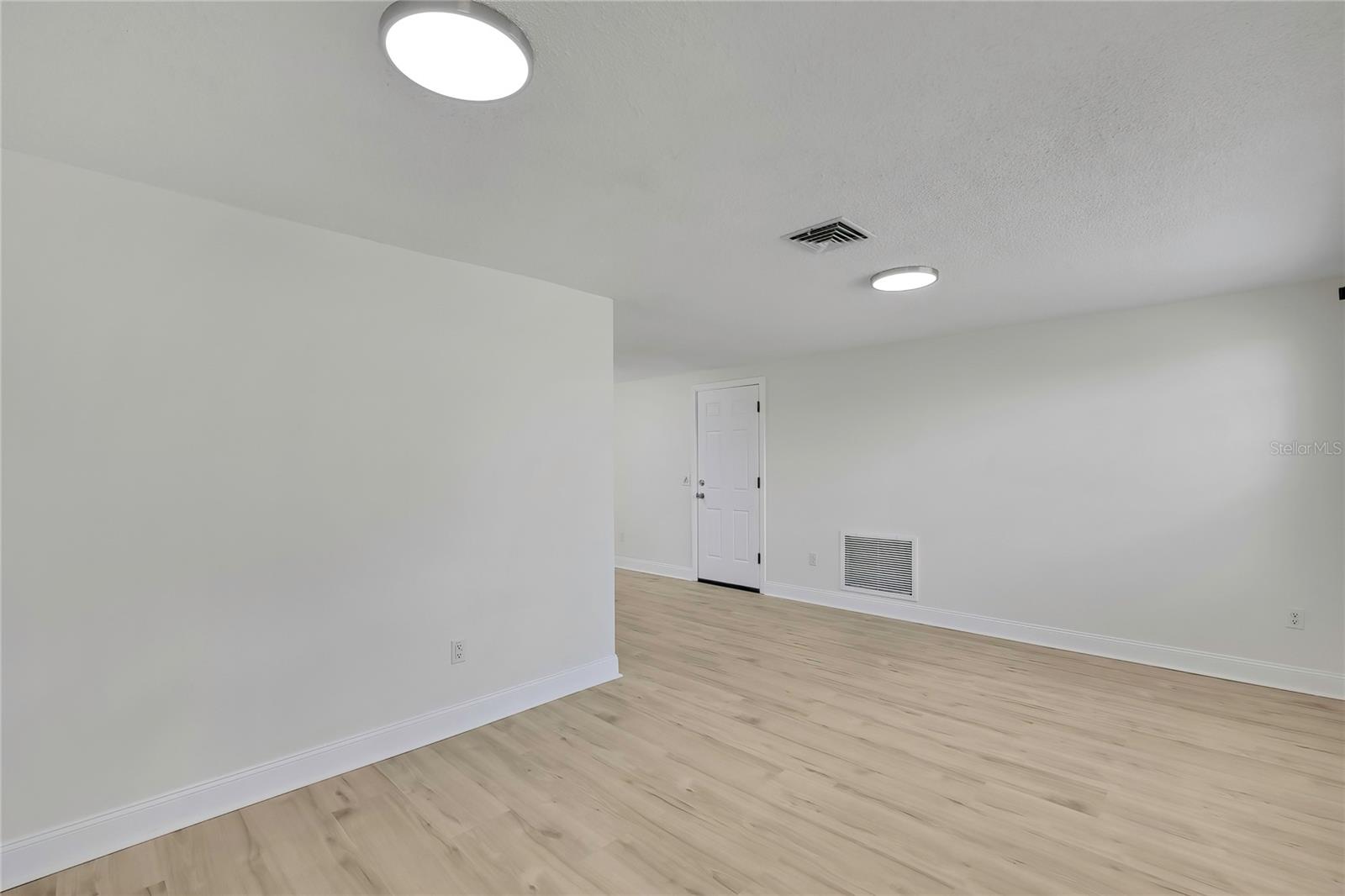 Image 5 of 53 For 6214 Westport Drive